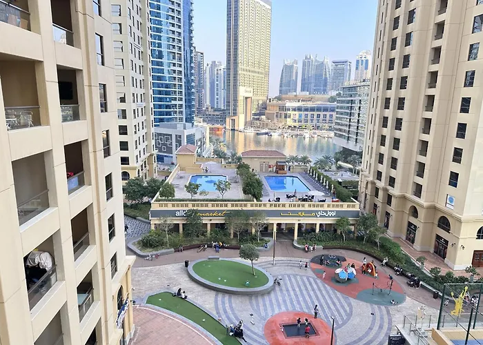 Bollywood Beach Hostel Dubai